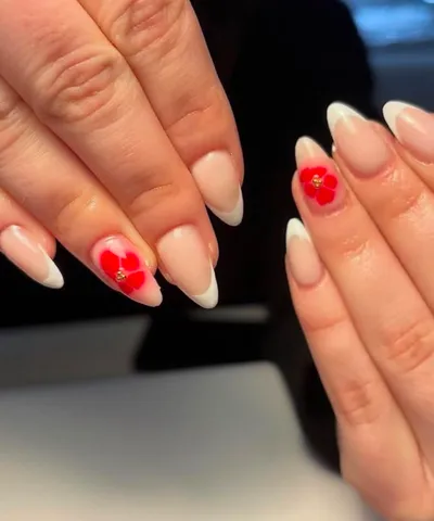 Beispiel für einfaches Nageldesign bei RONÉA Studio